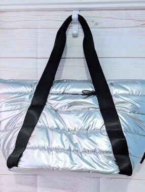Carta Large Quilted Puffy Tote Travel/Beach Bag with Bonus Golf Visor  ☺️